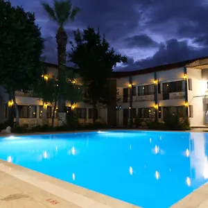 Artemis Yoeruek Old Town Hotel